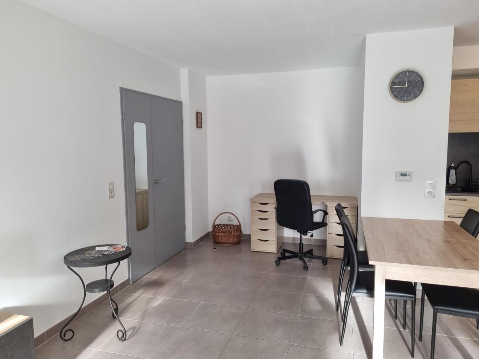 קסטלנאו-לה-לז Grand Appartement Avec Garage Et Terrasse מראה חיצוני תמונה